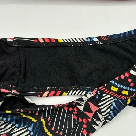 Bar III Black and Red Geometric Bikini Swimwear Size Small - Picture 4 of 13